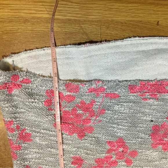 Anthropologie (9-H15…) terry cloth like pink and gray crop top Size large - Picture 5 of 6